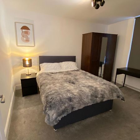 Charming Newly Refurb 2-Bed 2-Bath Whole Apartment Near Hyde Park & Kensington, Prime Paddington Location Zone 1 Londen Buitenkant foto