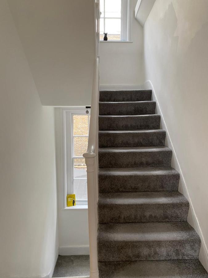 Charming Newly Refurb 2-Bed 2-Bath Whole Apartment Near Hyde Park & Kensington, Prime Paddington Location Zone 1 Londen Buitenkant foto