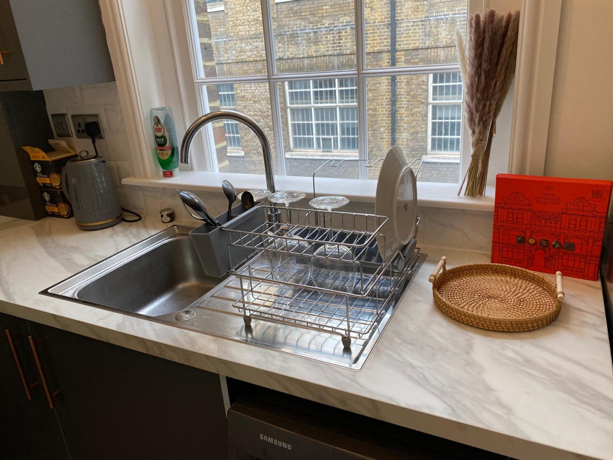 Charming Newly Refurb 2-Bed 2-Bath Whole Apartment Near Hyde Park & Kensington, Prime Paddington Location Zone 1 Londen Buitenkant foto