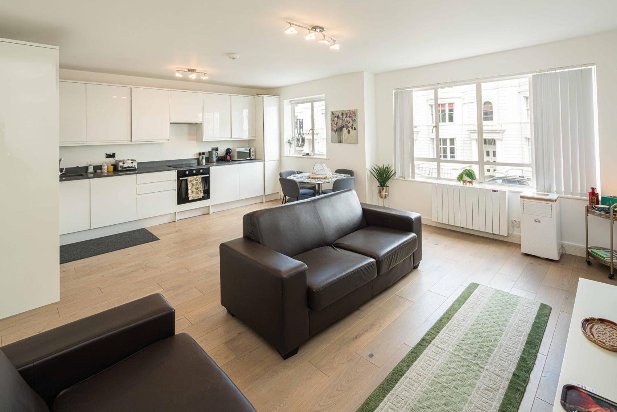 Charming Newly Refurb 2-Bed 2-Bath Whole Apartment Near Hyde Park & Kensington, Prime Paddington Location Zone 1 Londen Buitenkant foto