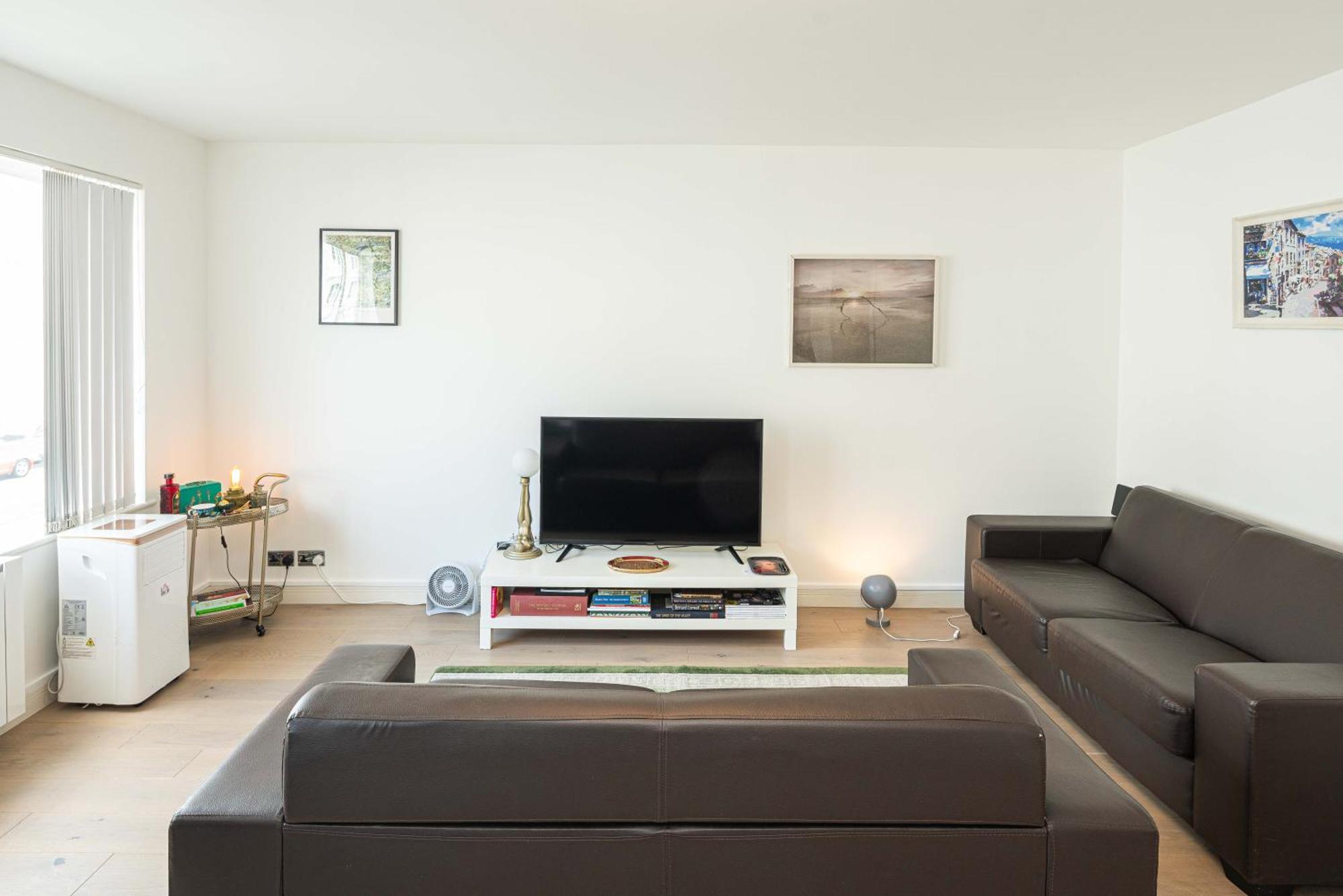 Charming Newly Refurb 2-Bed 2-Bath Whole Apartment Near Hyde Park & Kensington, Prime Paddington Location Zone 1 Londen Buitenkant foto