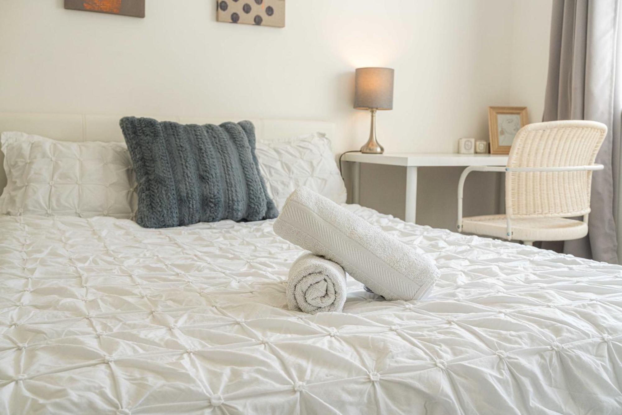 Charming Newly Refurb 2-Bed 2-Bath Whole Apartment Near Hyde Park & Kensington, Prime Paddington Location Zone 1 Londen Buitenkant foto